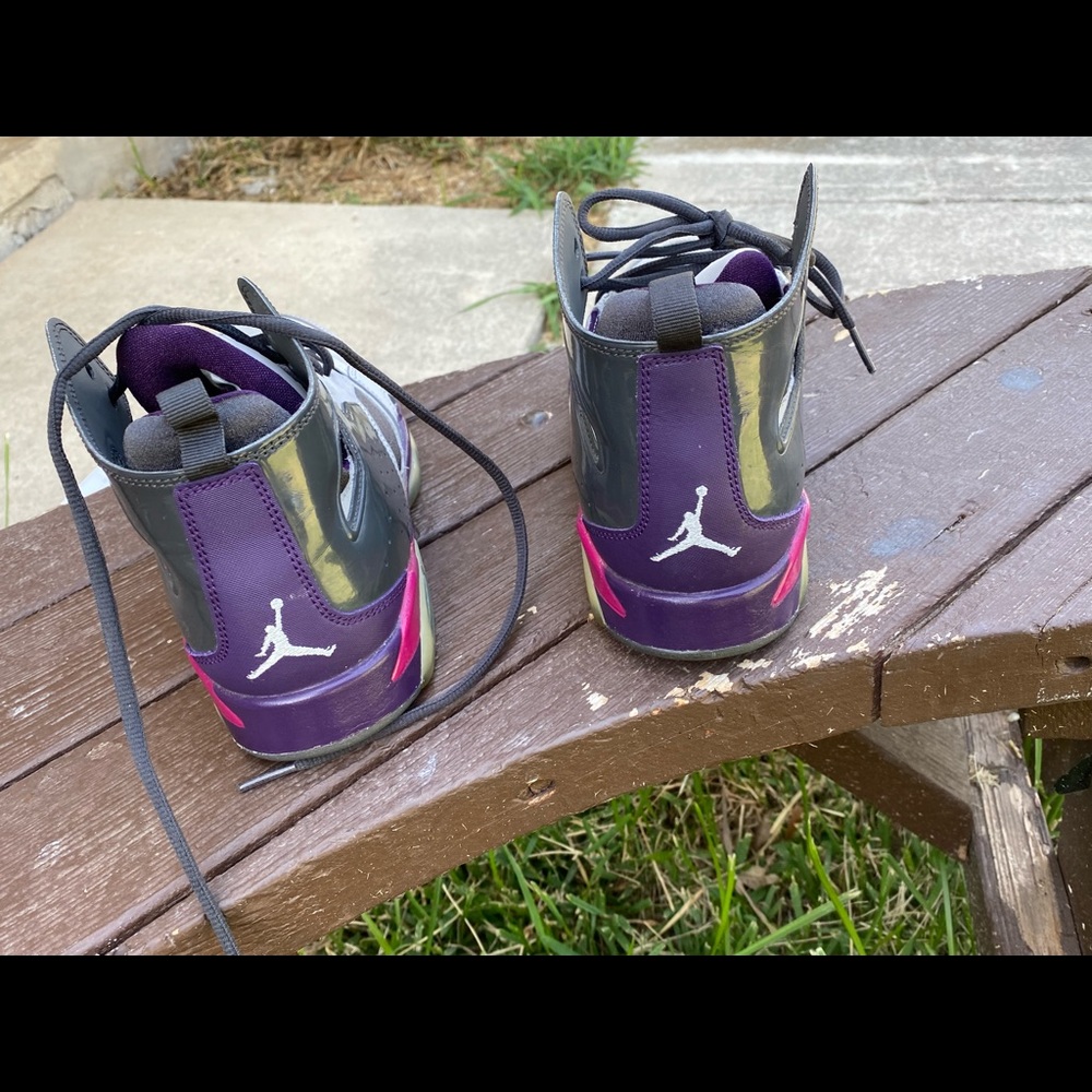 Womens  Jordan’s
